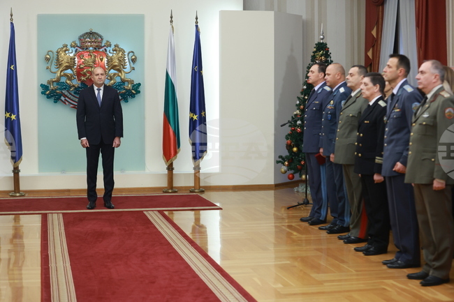 Румен Радев - български военнослужещи - висше офицерско звание