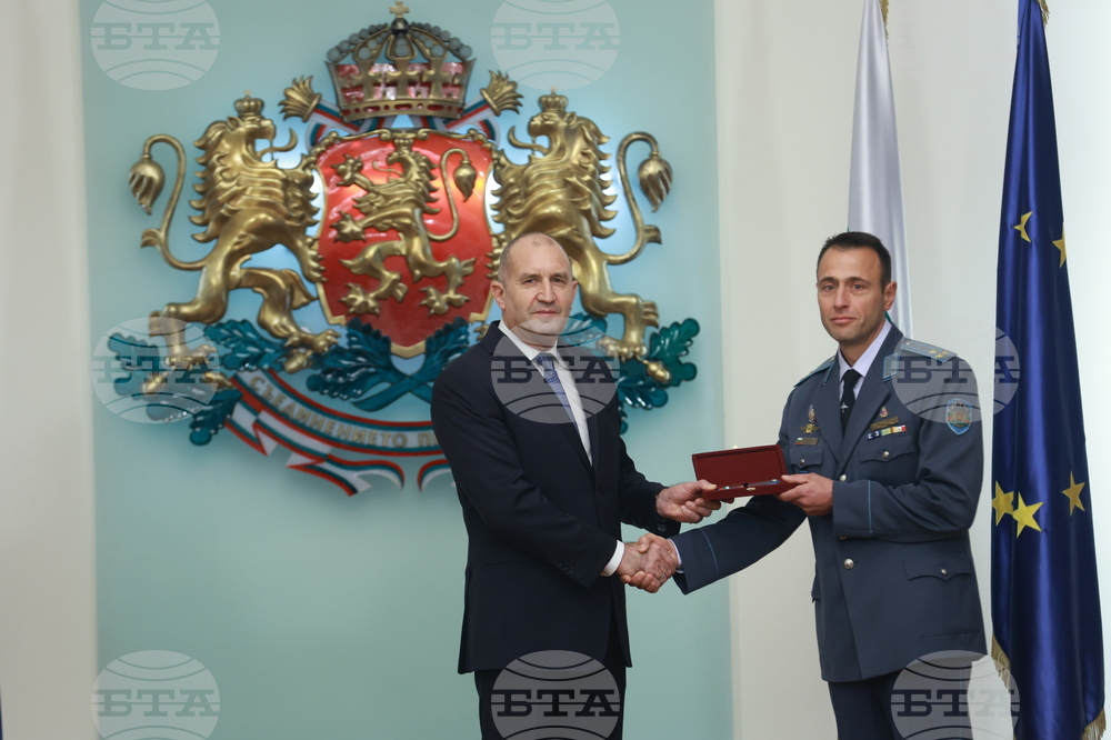 Румен Радев - български военнослужещи - висше офицерско звание