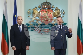 Румен Радев - български военнослужещи - висше офицерско звание