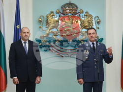 Румен Радев - български военнослужещи - висше офицерско звание