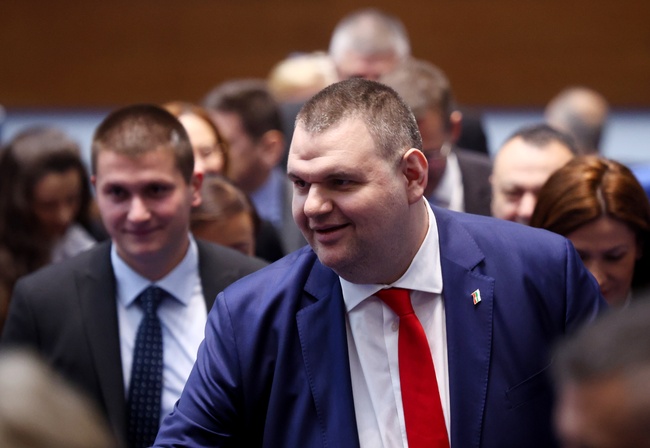 "ДПС-Ново начало" очаква Наталия Киселова да включи в дневния ред на заседанието на парламента Споразумението за сътрудничество с Украйна