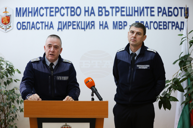 Засилено полицейско присъствие ще има на места със струпване на хора и на възлови пътни участъци, съобщиха на брифинг от ОДМВР – Благоевград