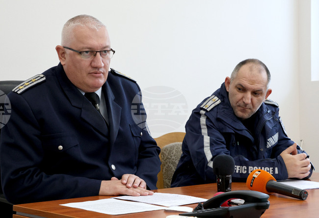 През празничните дни за реда във Варненско ще следят 700 служители на МВР