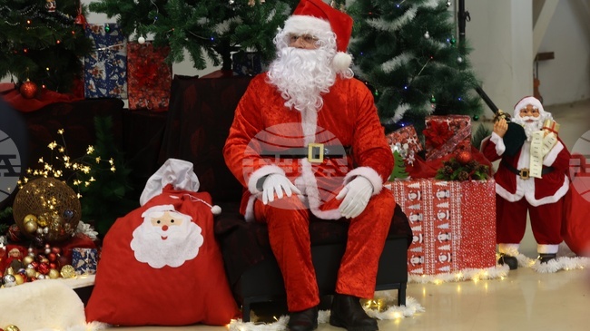 Русенският куклен театър организира инициативата "Писмо до Дядо Коледа"