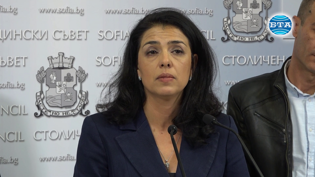 Заради нощния транспорт в София е намален броят на автобусите по линия 72 следобед, каза общинският съветник Ваня Григорова