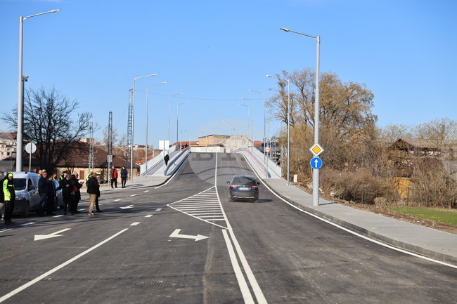 Пуснаха движението по Бетонния мост в Пловдив