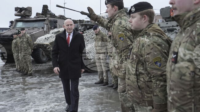 Дронове са били забелязани близо 200 пъти тази година в района на военни бази във Великобритания, обяви министър