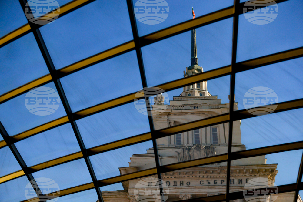 Фондът на фондовете с нови споразумения с финансови посредници за управление на средствата по ОП "Развитие на човешките ресурси"