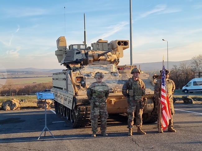 Учебен полигон "Ново село" - въоръжение и техника - статичен показ