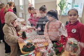 Търговище - Първо ОУ „Христо Ботев“ - коледен базар