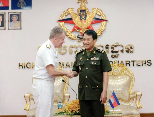 АКП: Камбоджа и САЩ приветстват двустранното военно сътрудничество
