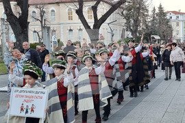 Враца - коледарско шествие