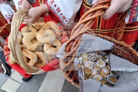 Враца - коледарско шествие