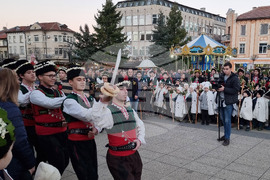 Враца - коледарско шествие