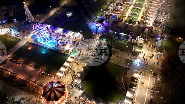 Празничното пазаруване ще бъде ориентирано към подаряване на пълноценни преживявания, показва международно проучване