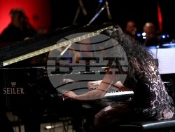 НДК - „Коледа" - концерт