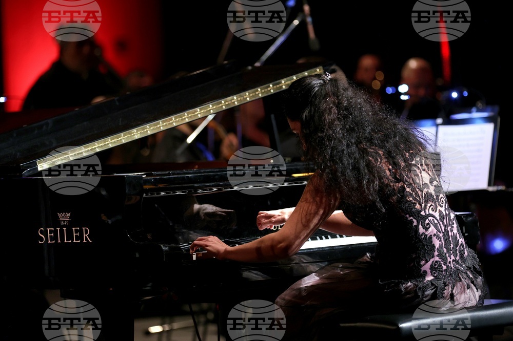 НДК - „Коледа" - концерт