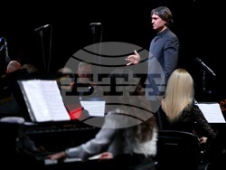 НДК - „Коледа" - концерт