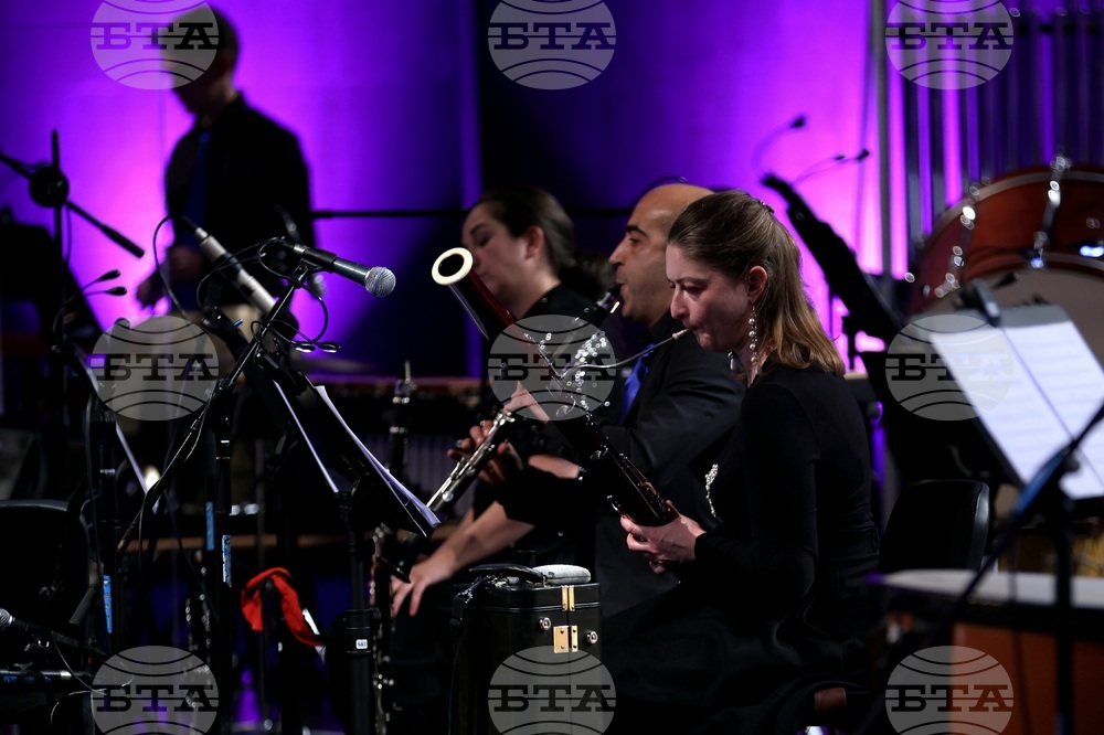 НДК - „Коледа" - концерт