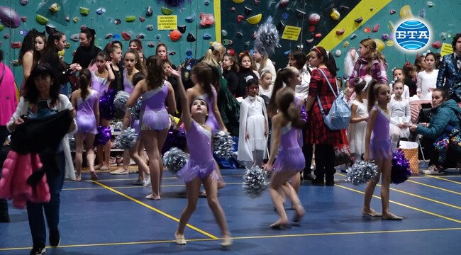 Над 280 деца от столичния район "Люлин" участваха в коледния концерт ''Тиха е и свята, нощта, която ражда светлината''