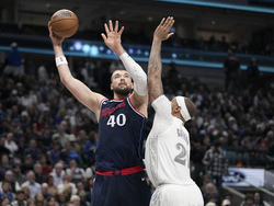 Clippers Mavericks Basketball