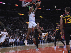 Hawks Spurs Basketball