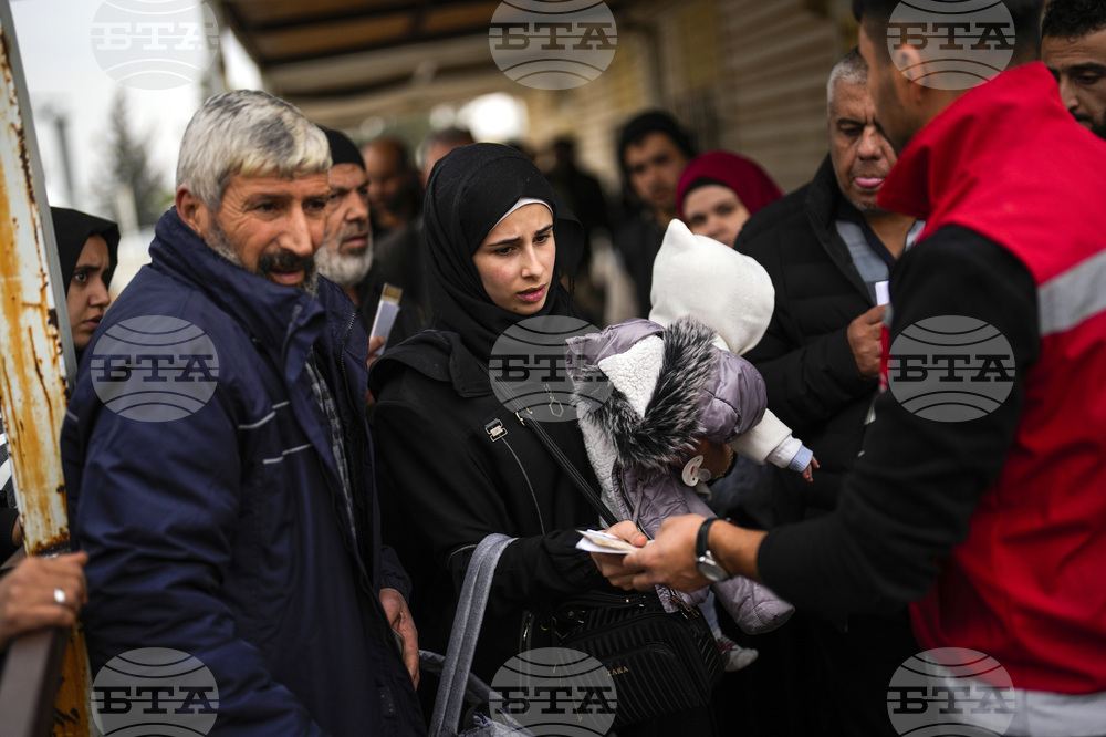 Над 52 хиляди сирийци са се завърнали в родината си от Турция през последния месец