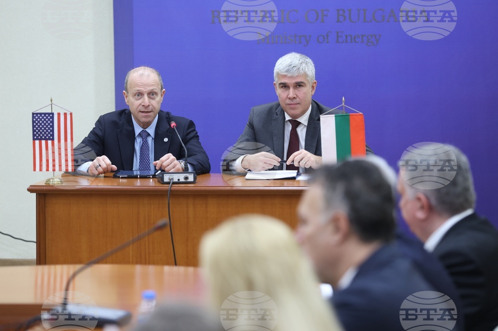 АЕЦ „Козлодуй" - „Уестингхаус Електрик Къмпани" - договор - подписване