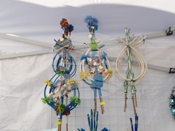 Троян - коледен базар - сувенири - украшения - социални услуги