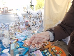 Троян - коледен базар - сувенири - украшения - социални услуги