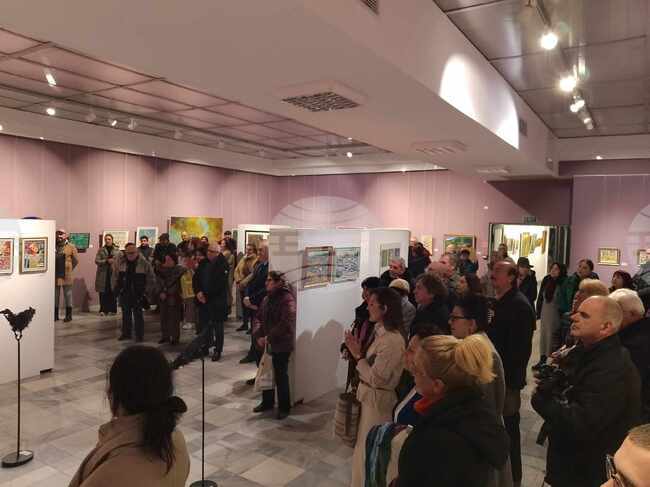 Босилеградчанинът Любиша Пенев участва в коледна изложба в Кюстендил