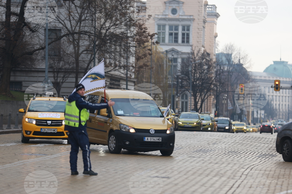 Таксиметрови шофьори  - протест