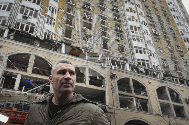 При руски удар по медицинско заведение в Киев загина пациент