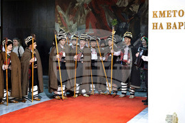 Варна - Община - коледари