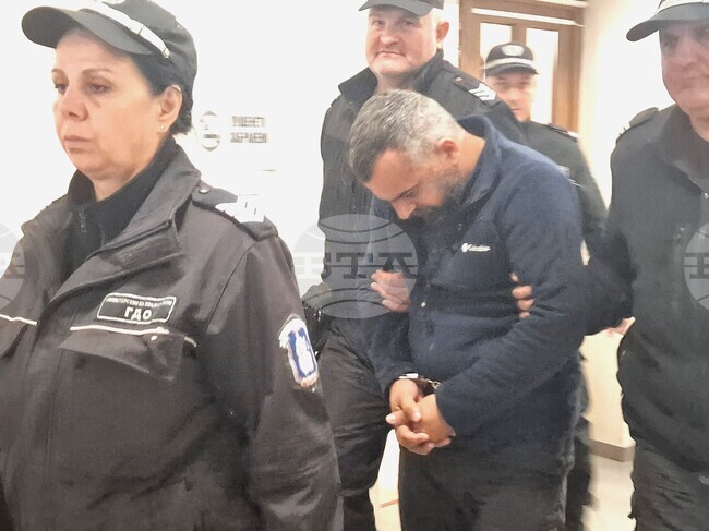 Окръжен съд - Хасково остави в ареста обвиняем за трафик на кокаин за над един милион лева