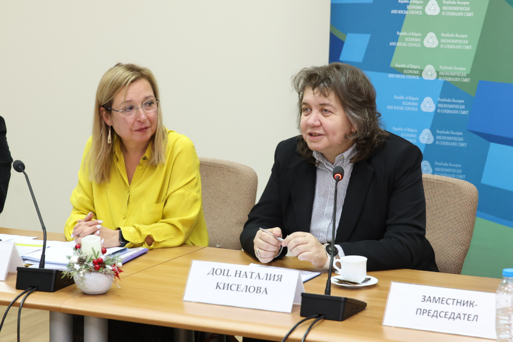 Председателят на парламента Наталия Киселова: Надявам се диалогът, който поддържате в Икономическия и социален съвет, да се пренесе и в Народното събрание