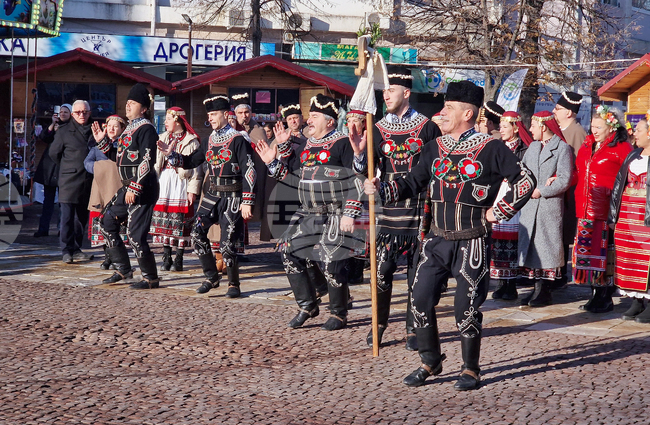 Търговище - коледарска програма