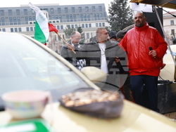 Таксиметрови шофьори  - протест