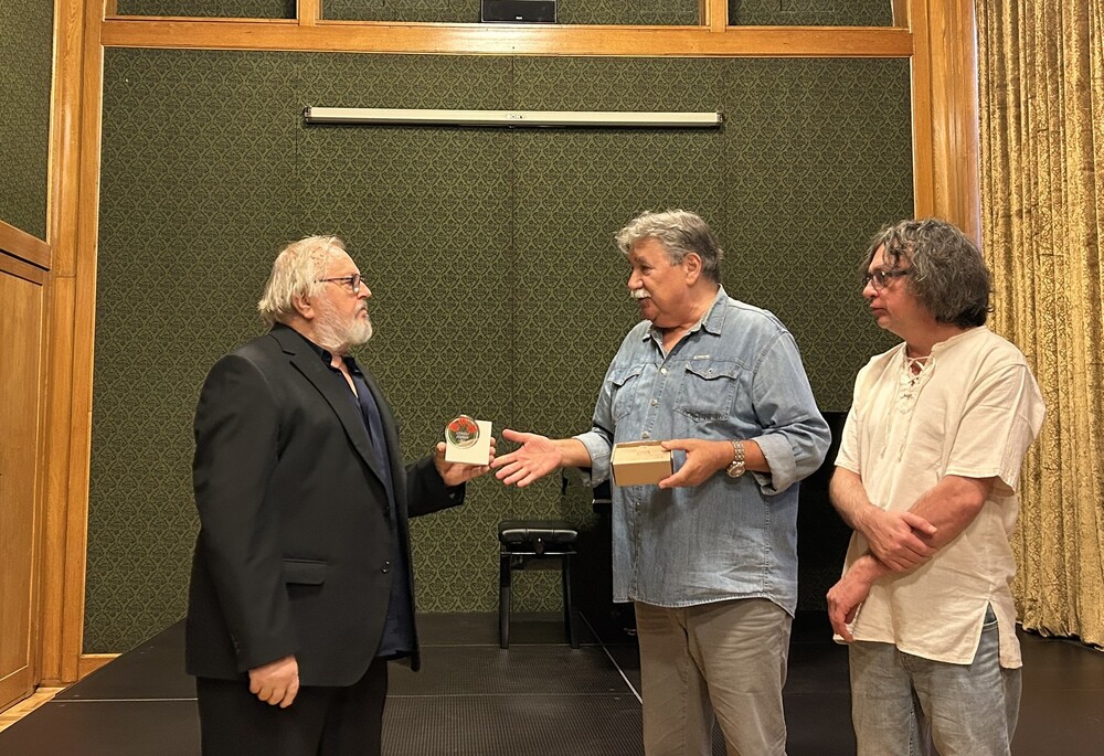 Унгарският българист Дьорд Сонди бе удостоен с награда на името на унгарския поет Йожеф Уташи