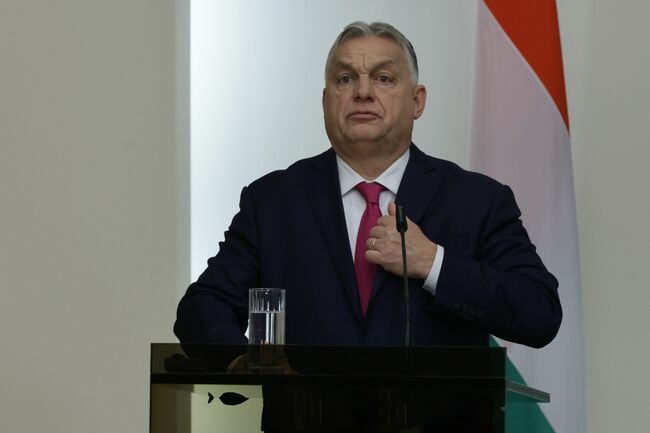 Като президент на България Румен Радев винаги ни е подкрепял да развиваме икономическите връзки между двете държави, заяви Виктор Орбан