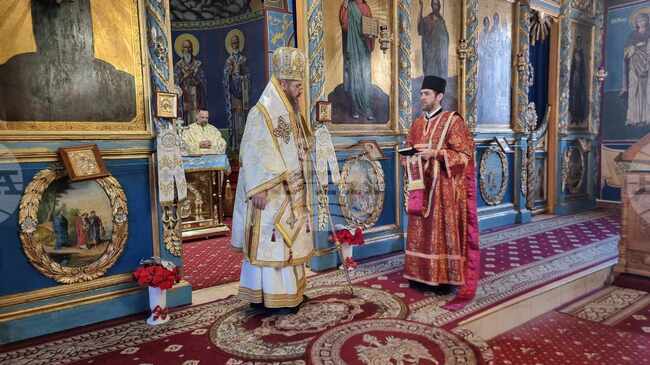 Доростолският митрополит Яков отслужи литургия в прослава на свещеномъченик Игнатий Богоносец