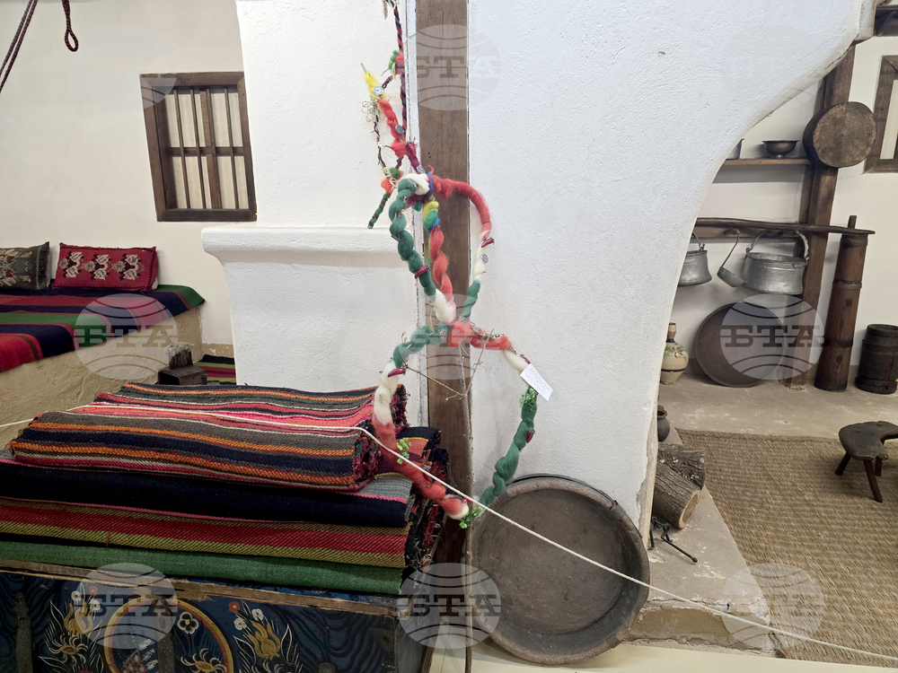 Историческият музей в Плевен организира работилница за сурвачки и коледни картички