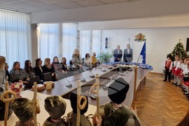 Шумен - областен управител - коледари