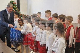 Шумен - областен управител - коледари