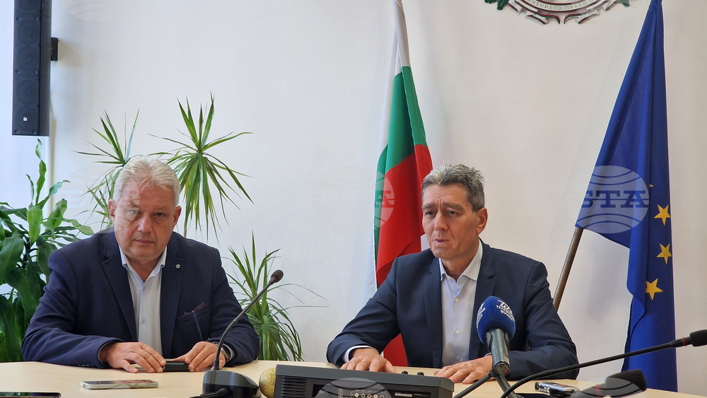 Шумен - областен управител - коледари