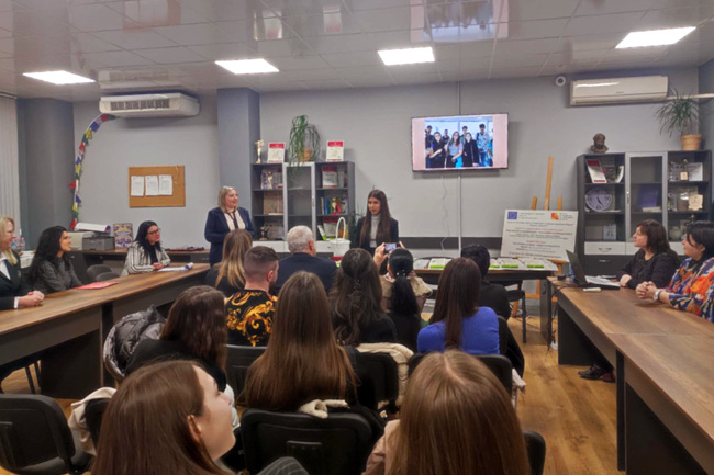 СУ „Христо Проданов“ в Карлово ще прилага иновативни подходи от португалската образователна система 