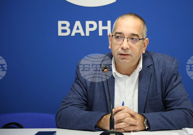 Варна - Национален пресклуб на БТА - Варна - Младен Иванов - пресконференция