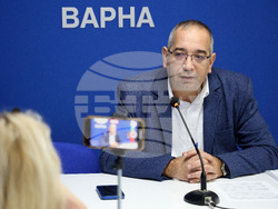 Варна - Национален пресклуб на БТА - Варна - Младен Иванов - пресконференция