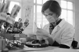 Дейността на ТПК „Искра'' в София  за производство на детски играчки и елхови украшения