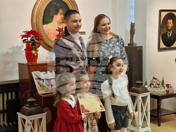 Свищов - коледно-новогодишни конкурси - награждаване